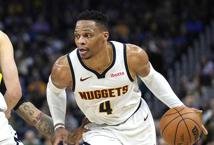 武体教授谈三镇输海牛：线上线下骂声一片，还不如上全替补（武体教授评三镇不敌海牛：线上线下骂声四起，不如派全替补出战）