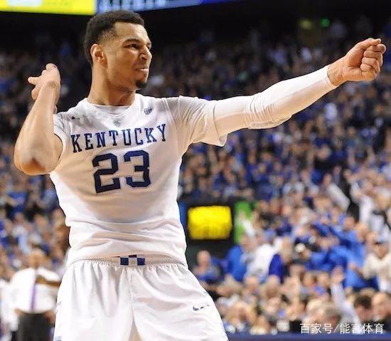 NBA常规赛MVP争夺战激烈（NBA常规赛MVP之争白热化）